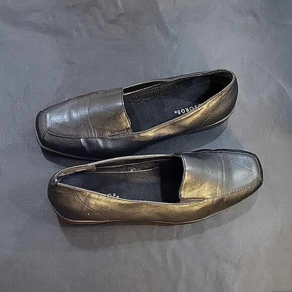 GEORGE DEE  WOMEN"S SLIP-ON FLAT SHOE - Picture 6 of 14